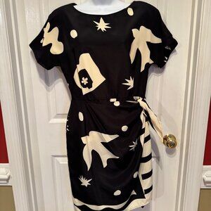 Vintage Jones New York Silk Black and Beige Dress size  12 Petite